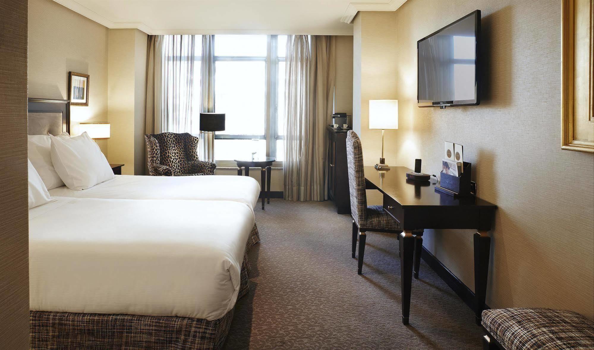 Hyatt Regency Hesperia Madrid Hotel Ngoại thất bức ảnh