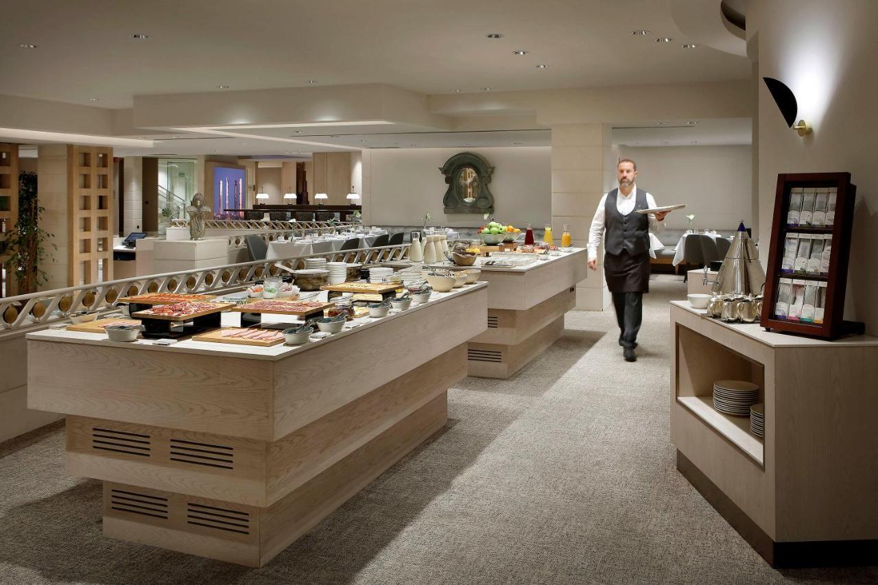 Hyatt Regency Hesperia Madrid Hotel Ngoại thất bức ảnh